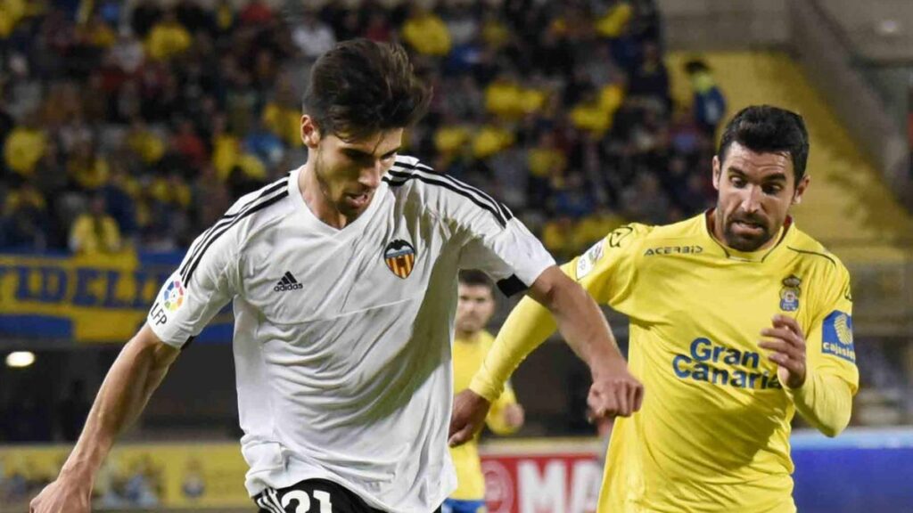 soi-keo-nhan-dinh-valencia-vs-las-palmas-luc-02h30-ngay-19-08-2023-1