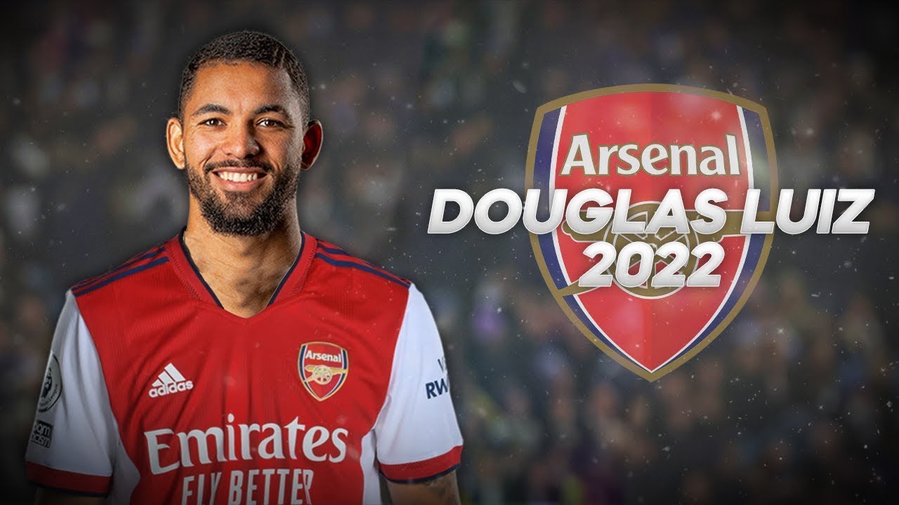 Douglas Luiz  từng được Arsenal ngỏ lời từ năm ngoái