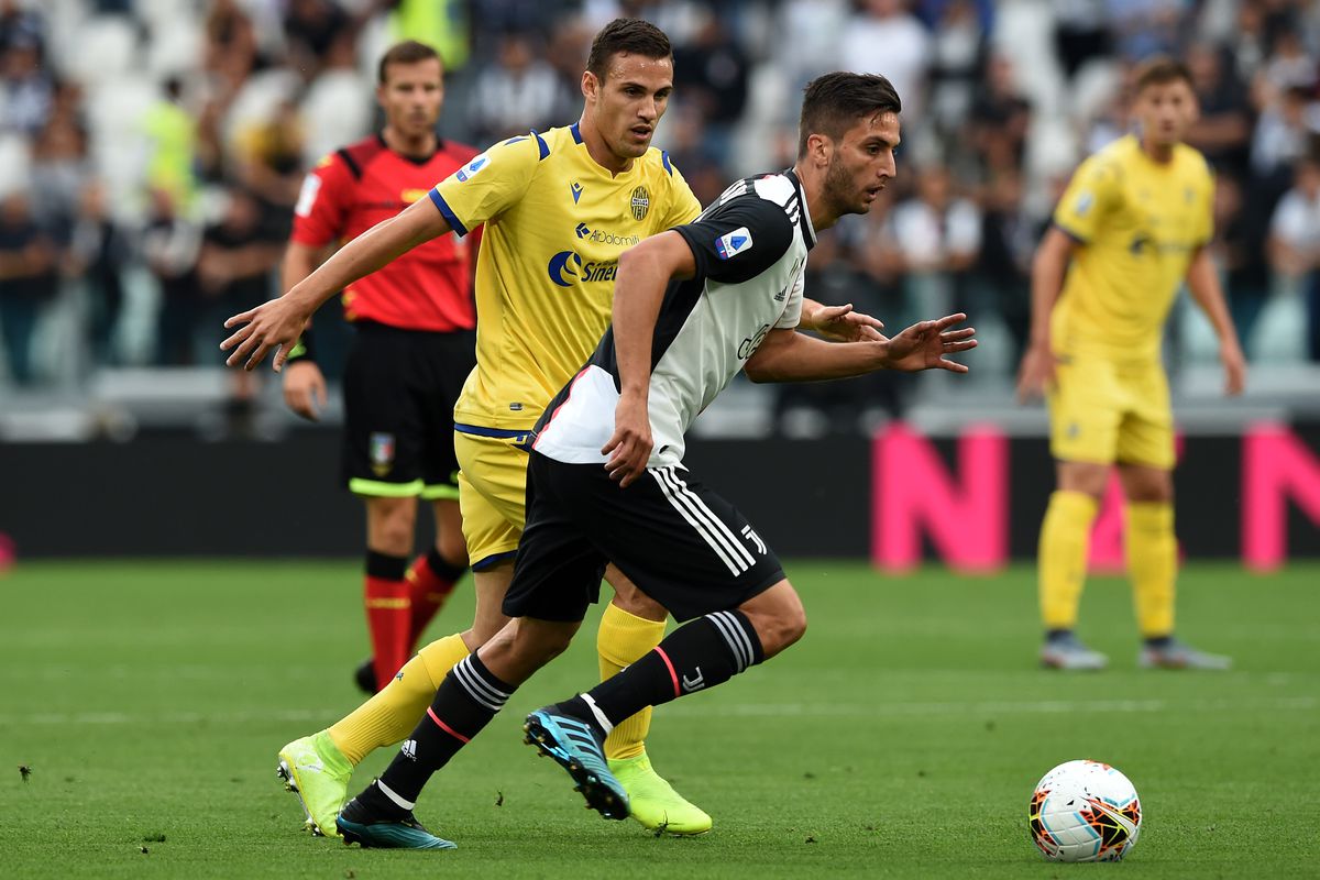 Soi kèo Verona vs Juventus