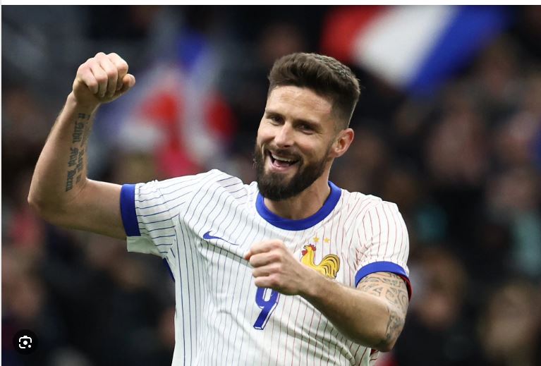 Olivier Giroud nói lời giã từ đội tuyển Pháp