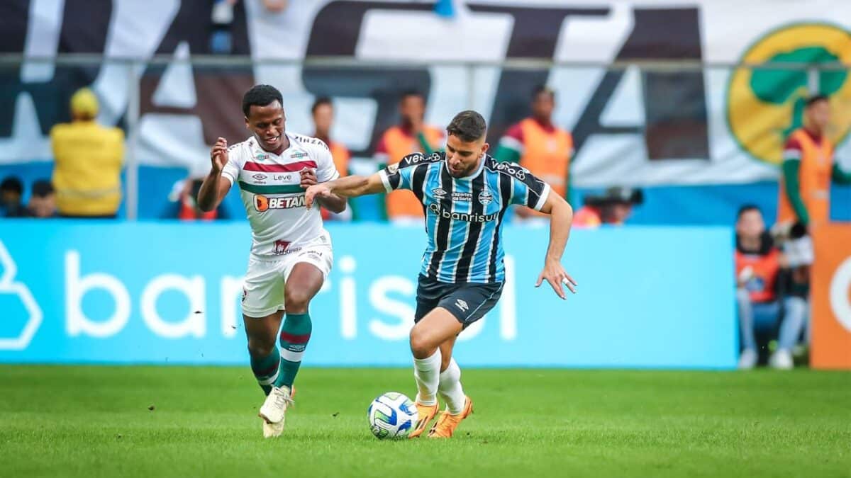 Nhận định soi kèo Fluminense vs Gremio lúc 05h00 ngày 21/8/2024 nhan-dinh-soi-keo-fluminense-vs-gremio-luc-05h00-ngay-21-8-2024-1