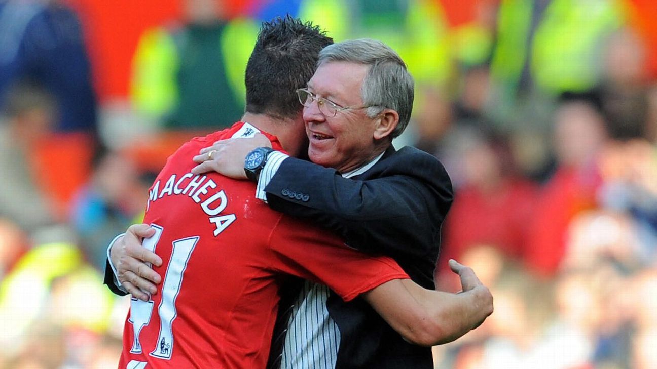 fergie-time-phep-mau-phut-bu-gio-va-di-san-bat-diet-cua-sir-alex-ferguson4