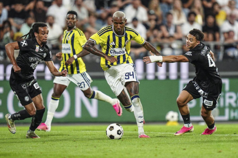 Full Match: Fenerbahce vs Lyon (02:00 – 19/08)